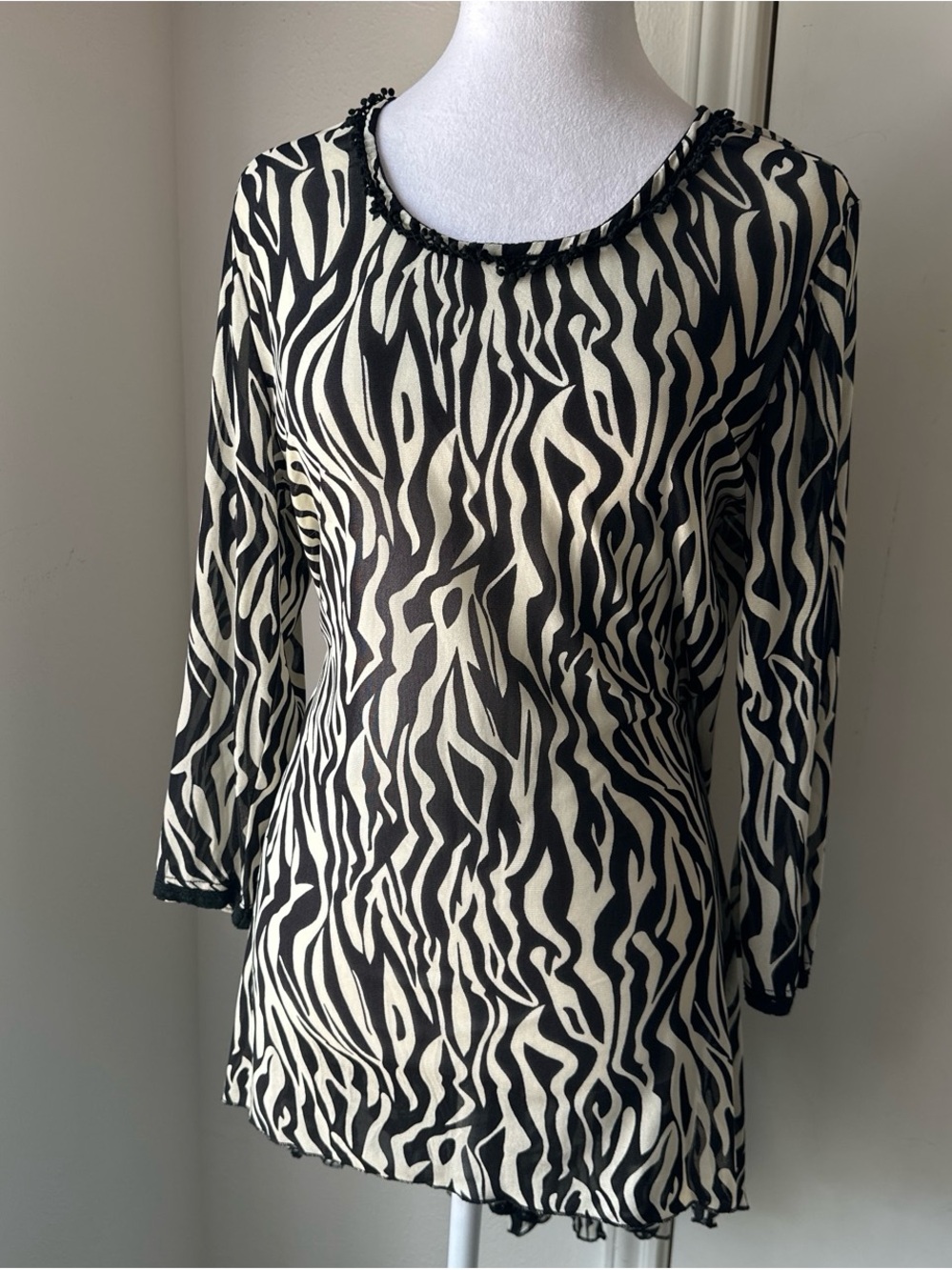 Women's Black and Cream Zebra-Print Long Sleeve Tee